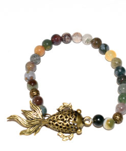Femme, bracelet gemmes, lithothérapie,mode